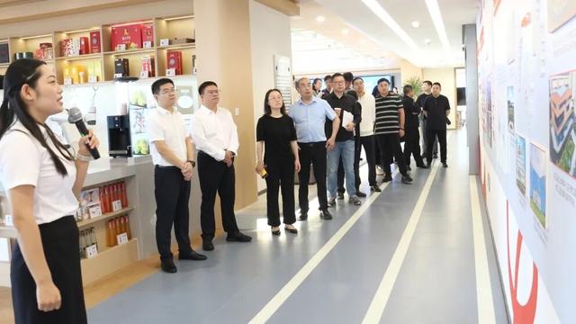 巴中市文旅（红色文旅）产业推介会在巴中企业（成都）幸福中心召开