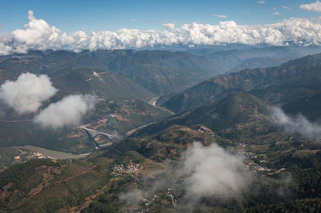云南龙陵：探访松山战役旧址