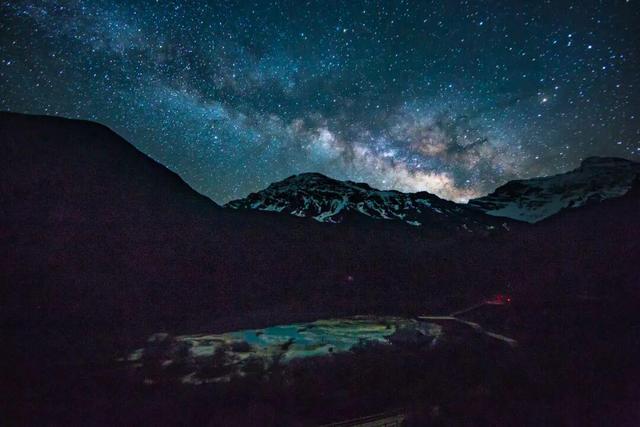 中国大陆首个！黄龙国家级风景名胜区获国际暗夜公园认证——璀璨星空下的生态典范，全球瞩目的暗夜之美