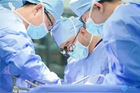 罕见肿瘤位置刁钻，“扎根”人体最大静脉……图片