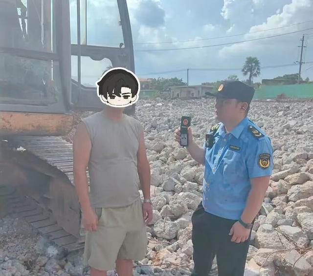 长沙一挖掘机机主闯禁被行政处罚
