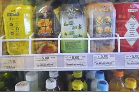 康师傅1L装茶饮多终端涨价至5元，消费者买账吗图片