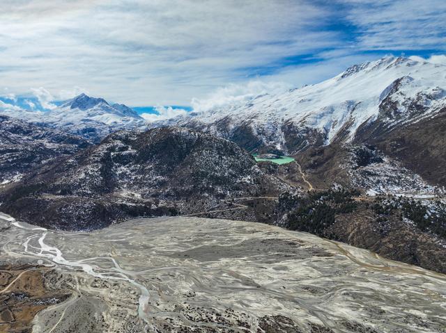 西藏：壮美来古冰川