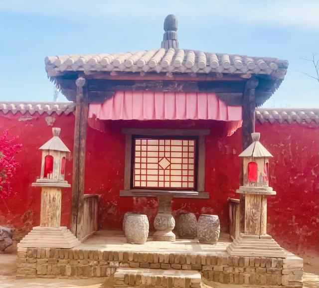 影城 | 一个被父亲山庇佑的地方