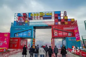 点亮乡村夜经济，中山坦洲上新一处美食广场图片