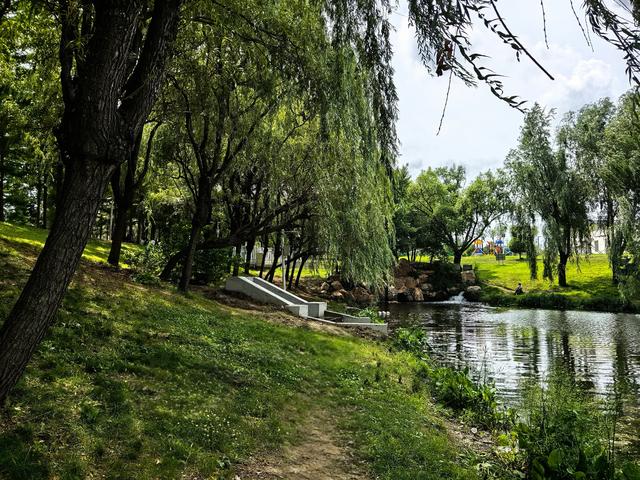 长春公园四号湖环湖路升级完成，邀您共赏新景