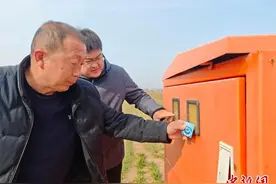 山东各地智能机械进麦田 春耕尽显“科技范”图片