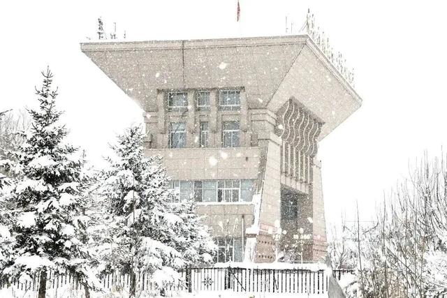 乘着高铁游白山 | “百区百景”打卡攻略之长白口岸景区