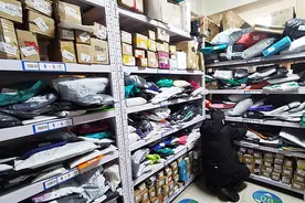 放假外出，快递到了怎么办？记者多方探访图片