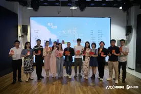 再现大学精彩生活，南都联合出品微短剧《我们438》开机图片