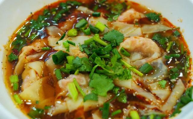 “渝超”巫溪观赛 耍事多