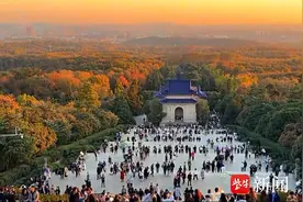 “南京0门票逛景点”话题上热搜，网友、旅行博主解锁的攻略省钱又深度图片