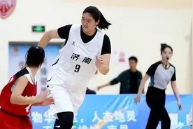 济南姑娘张子宇入选国家U18女篮 天才少女首次入选国字号队伍图片