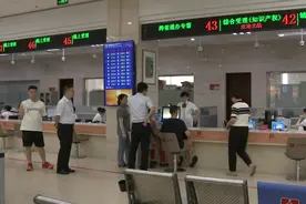 崇明区与海门区成功实现首例“跨省通办”二手房转移登记图片