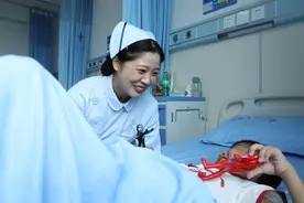 6岁男童经历意外险些瘫痪，专业救治带来希望图片