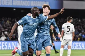 意甲-卢卡库1射2传 那不勒斯3-0恩波利落后国米3分图片