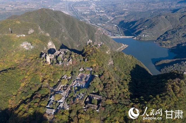 行进中国 | 秋染崆峒