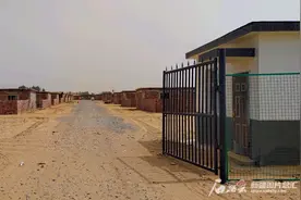 皮山农场的小羊大鹅住进了“养殖小区”图片