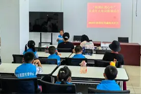 新港街道鑫隆苑社区：聆听童声 祖国在我心中图片