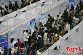 2025春招观察：AI+岗位供需两旺 人才培养模式正在转变图片