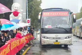 今天！包车！回家过年！图片
