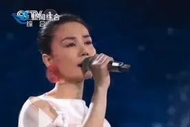惟楚有才！王菲唱响《世界赠予我的》，曲作者是监利小伙图片