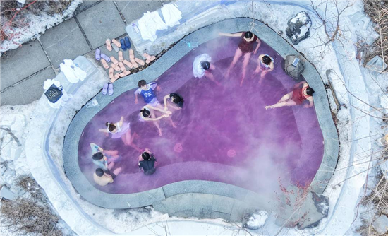 冰雪“燃”起来 消费热起来 辽宁今冬消费市场“高光”出圈