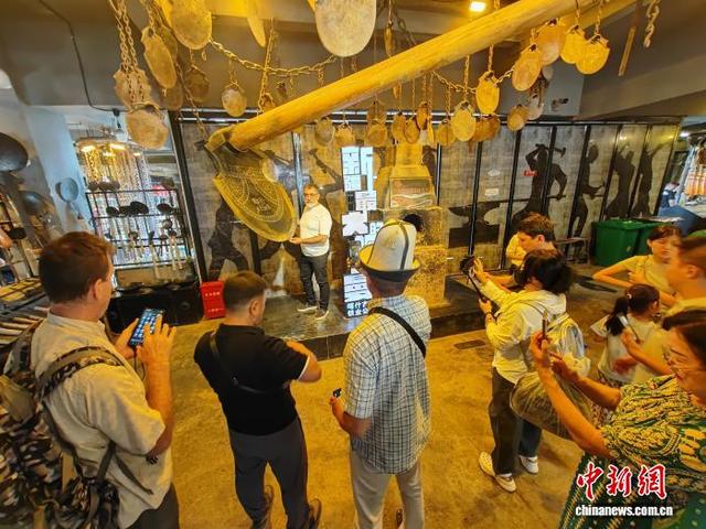 外媒打卡新疆喀什古城