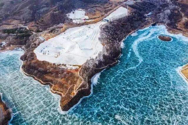 璀璨无比！龙庆峡冰灯今天正式开门迎客 | 周末京郊微度假