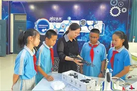 边境团场的孩子乐享优质教育图片