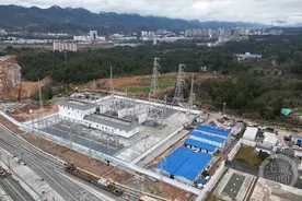 渝厦高铁重庆至黔江段电力牵引站竣工投运，为全线通车奠定坚实基础图片