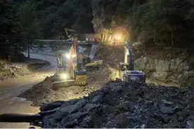柞水全力以赴开展灾后重建和生产自救图片