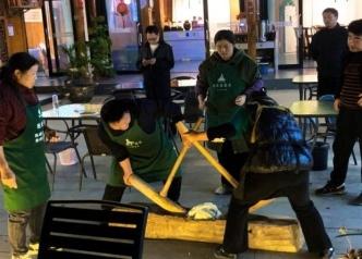 侗寨深处藏春舍 梵净山下觅乡愁