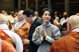 检方认定无犯罪嫌疑，尹锡悦夫人从“迪奥门”脱身了吗？|京酿馆图片