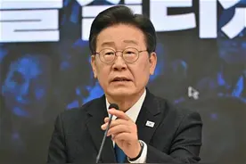 60岁李在明连任韩国最大在野党党首，得票率85.4%创下最高纪录图片