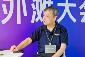 对话清华大学孙茂松：大模型从“副驾”到“主驾”仍存挑战图片