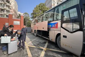 @湖南的大学生，免费大巴、行李寄送直达机场！图片