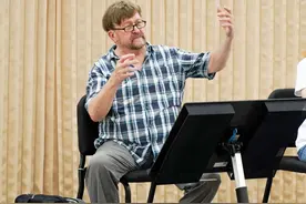 好的合唱指挥是什么样的？图片