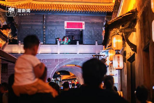 衢州：古城焕新 夜经济“火”出圈