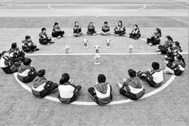 教师如何与人工智能同行图片