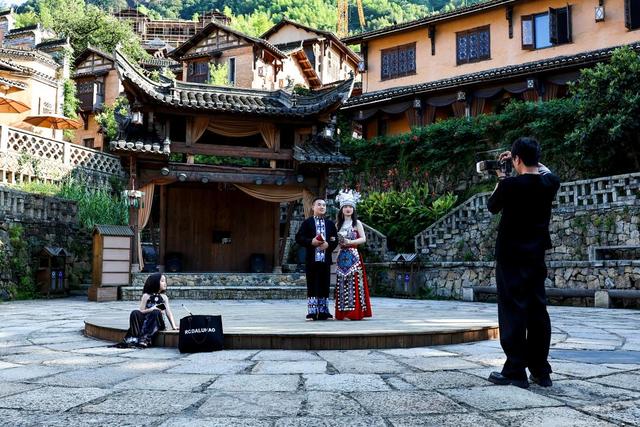 这个景区就在中国，而且是由废弃矿区改造而成！