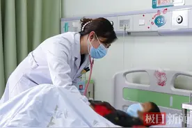 每天猛炫奶茶零食，12岁男孩尿酸“爆表”！专家提醒：这些饮食习惯都是“雷区”图片