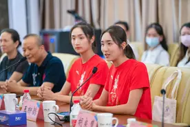 深圳健儿奥运首金！南外集团走出奥运冠军“花游姐妹”王柳懿王芊懿图片