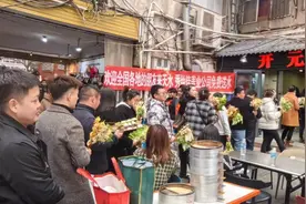 一碗麻辣烫，带火一座城图片