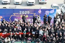 宁夏应急管理厅驻村工作队举办首届“木兰杯”2025新春篮球赛图片