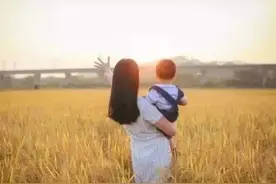 生儿育女到底是为了什么？看哭了无数人！图片