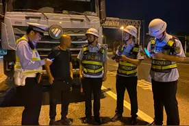 北京启动五环路道路遗撒专项治理！发现违法行为请举报图片