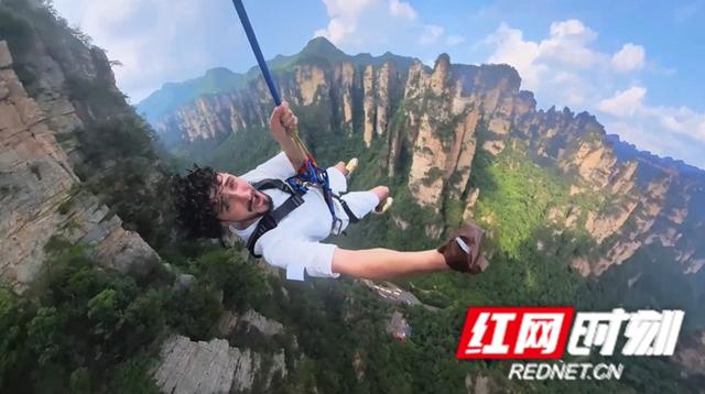 今年1至10月，张家界国家森林公园接待112.98万入境游客