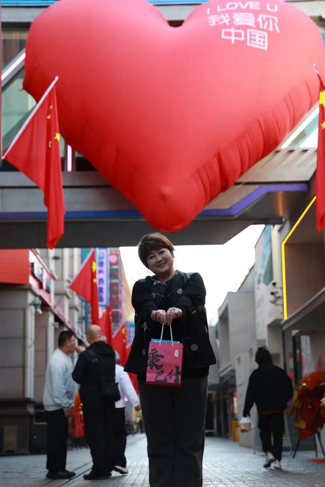 免费！康巴什绝美旅拍照片 你拿到了吗？