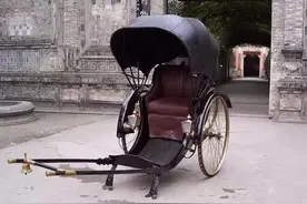 趣说松江话：“盯牢黄包车”图片